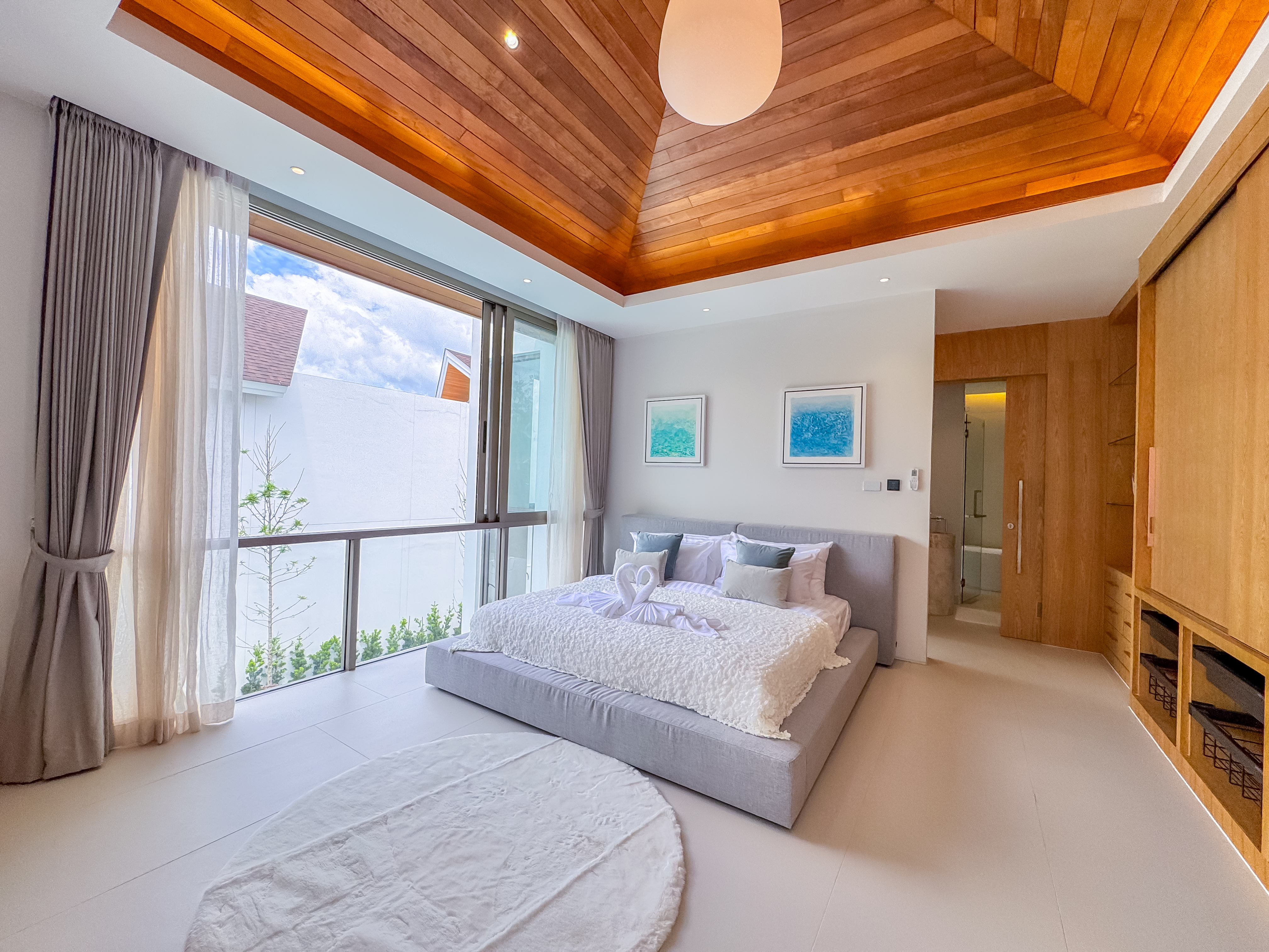 Luxpride Villa L9