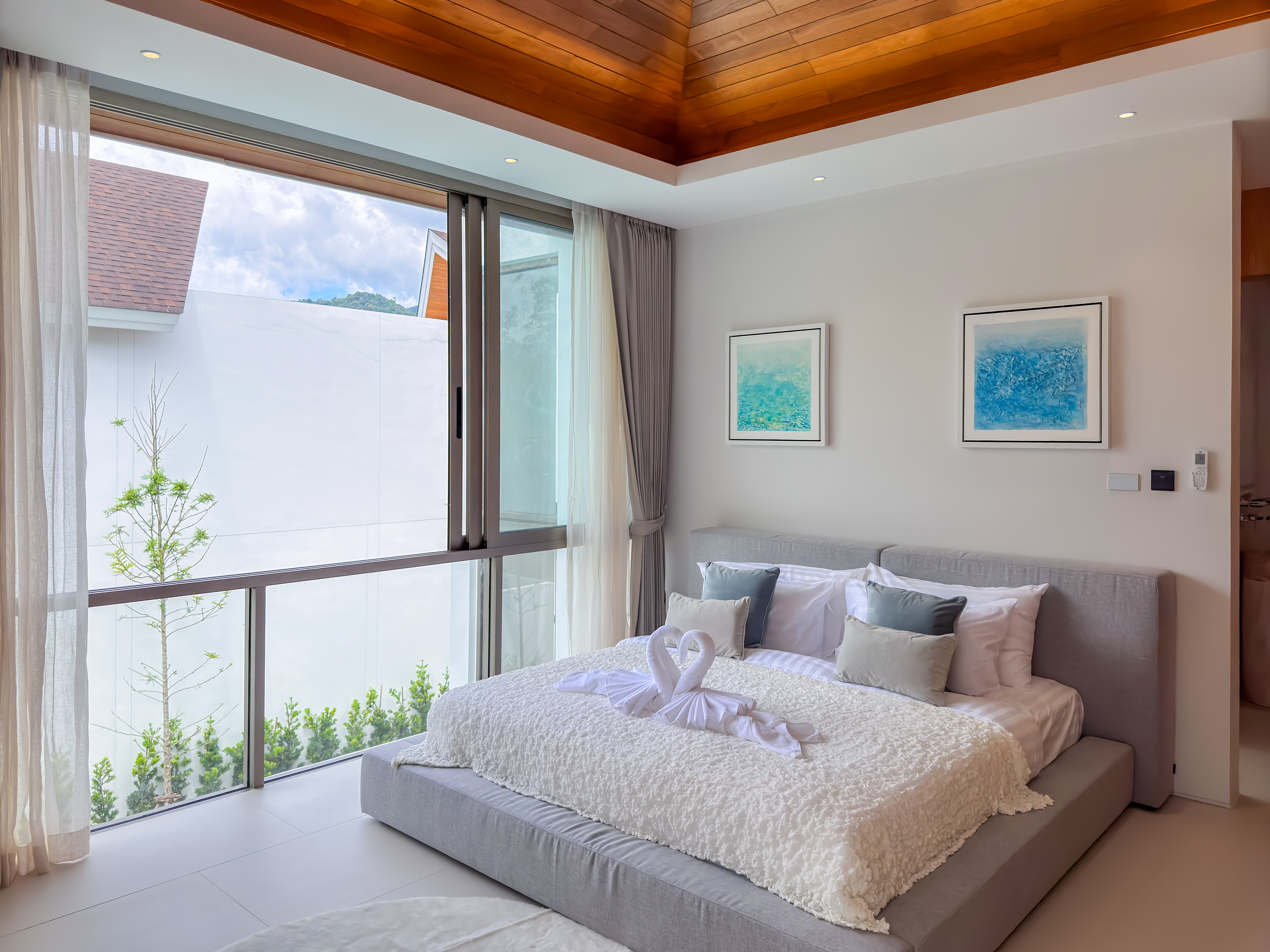 Luxpride Villa L9