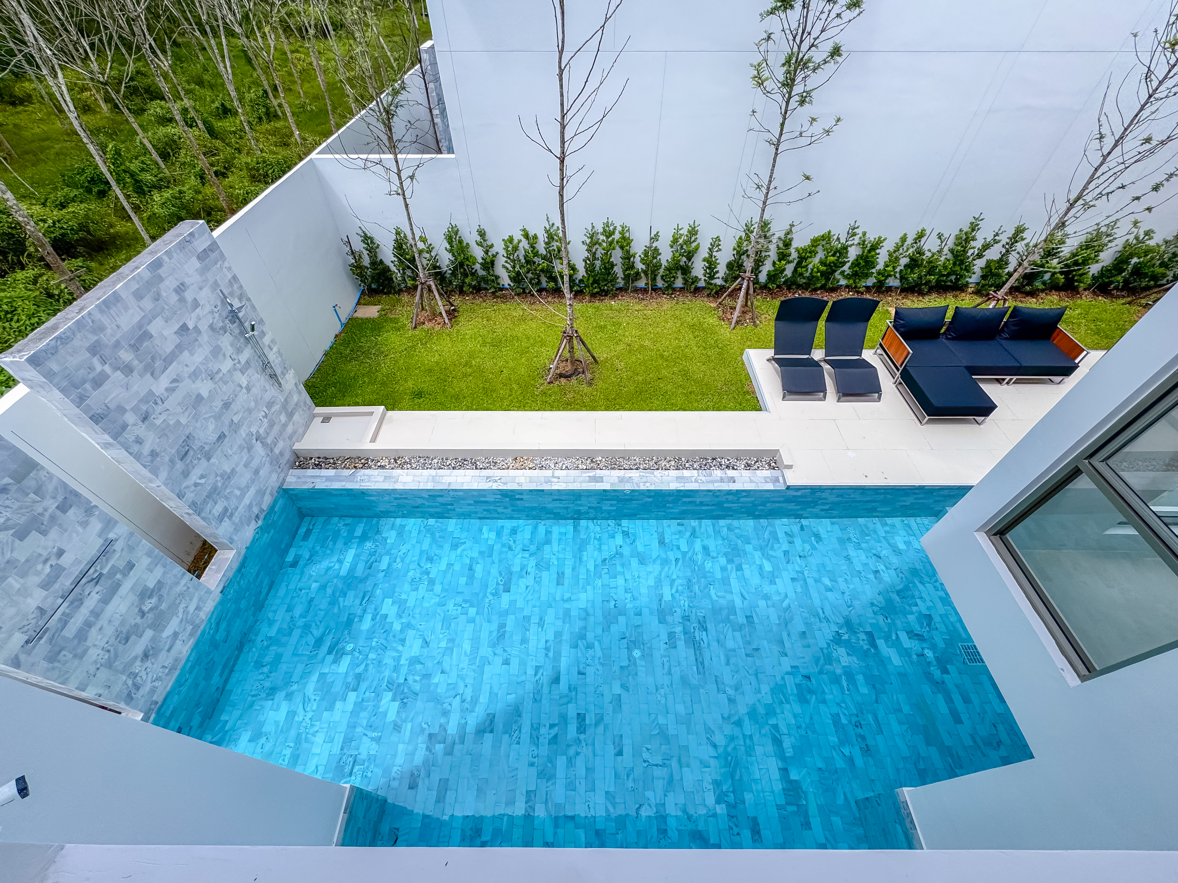 Luxpride Villa L9
