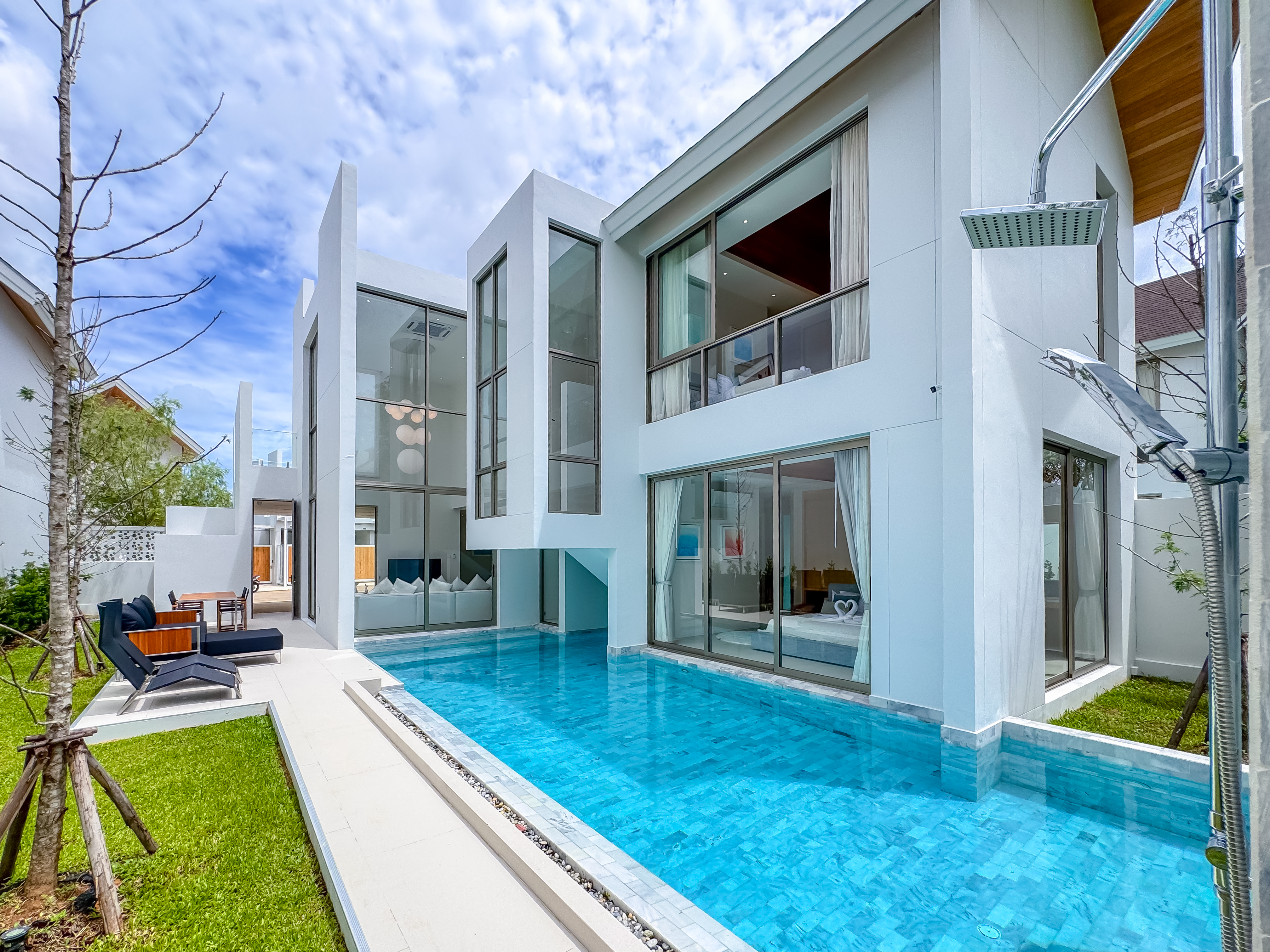 Luxpride Villa L9
